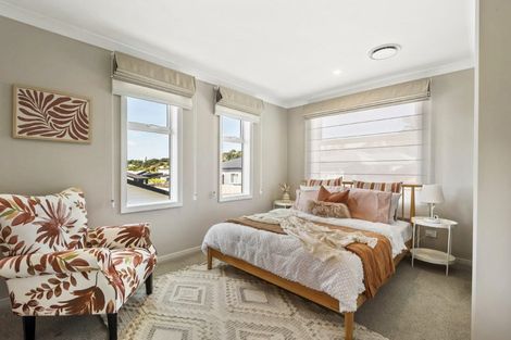 Photo of property in 9 Kukupa Lane, Long Bay, Auckland, 0630