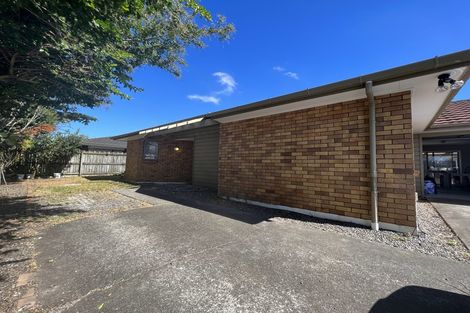 Photo of property in 2/15 Golfland Drive, Golflands, Auckland, 2013