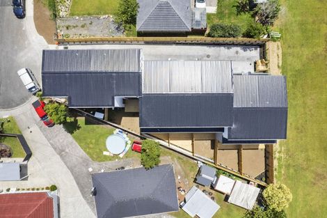 Photo of property in 1/68 Smythe Road, Henderson, Auckland, 0612