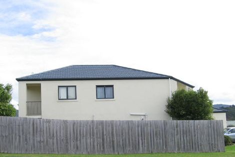 Photo of property in 12 Roy Maloney Drive, Henderson, Auckland, 0612
