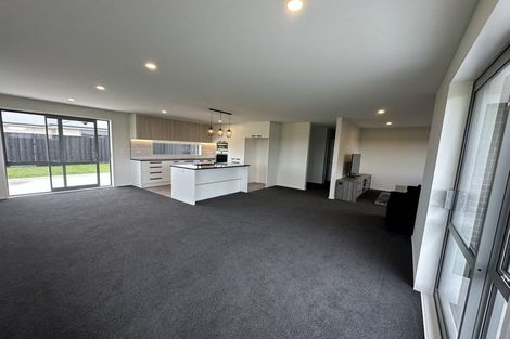 Photo of property in 36 Plover Avenue, Amberley, 7410