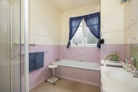 Photo of property in 153 Seaward Road, Edendale, 9825