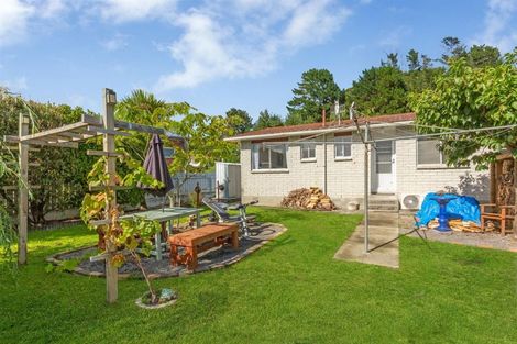 Photo of property in 96a Wainuiomata Road, Wainuiomata, Lower Hutt, 5014