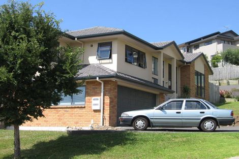 Photo of property in 8 Sherwood Grove, Northcross, Auckland, 0630