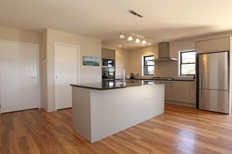 Photo of property in 5a Waikowhai Place, Raglan, 3225