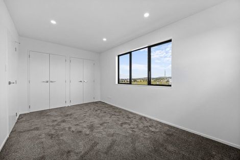 Photo of property in 4 Harikoa Way, Karaka, 2113