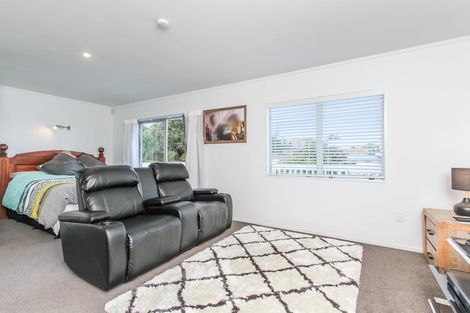 Photo of property in 113a Whitney Street, New Windsor, Auckland, 0600