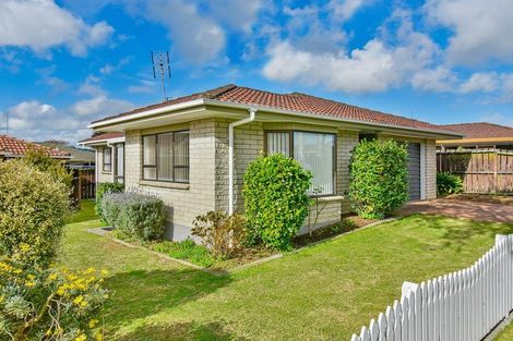 Photo of property in 3/14 Wellington Street, Papakura, 2110