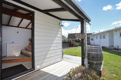 Photo of property in 10 Mansell Crescent, Bulls, 4818