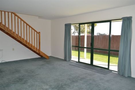 Photo of property in 33a Broadway Avenue, Waikuku Beach, 7473