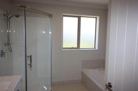 Photo of property in 16 Rossall Crescent, Rolleston, 7615