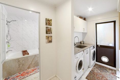 Photo of property in 32 Kimihia Road, Huntly, 3700