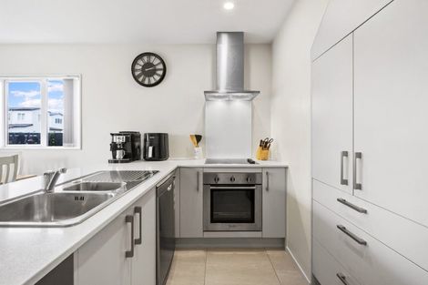 Photo of property in 8 Divide Loop, Takanini, 2112