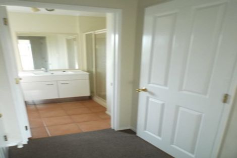 Photo of property in 1a Benton Place, Manurewa, Auckland, 2102