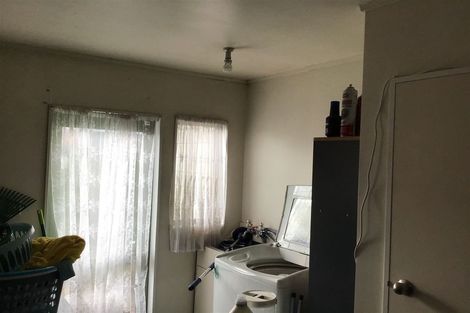 Photo of property in 101a Royal Road, Massey, Auckland, 0614