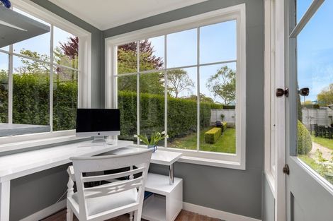 Photo of property in 155 Victoria Street, Cambridge, 3434