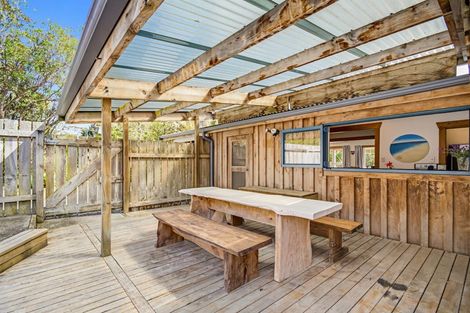 Photo of property in 17 Oruawharo Road, Topuni, Wellsford, 0975