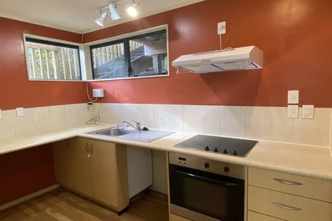 Photo of property in 37 Olivia Crescent, Tawa, Wellington, 5028
