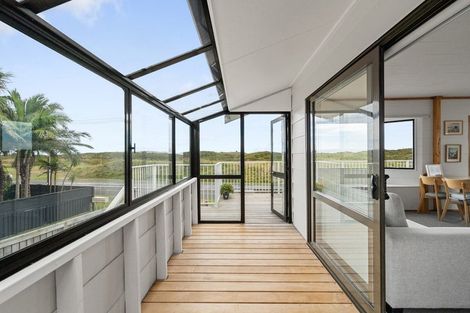 Photo of property in 350 Papamoa Beach Road, Papamoa Beach, Papamoa, 3118