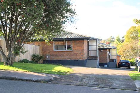 Photo of property in 2/23 Pegler Drive, Howick, Auckland, 2014
