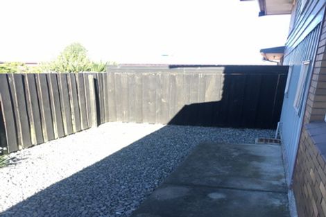 Photo of property in 2/404 Main North Road, Redwood, Christchurch, 8051