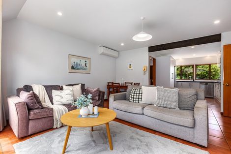 Photo of property in 50 Amapur Drive, Khandallah, Wellington, 6035