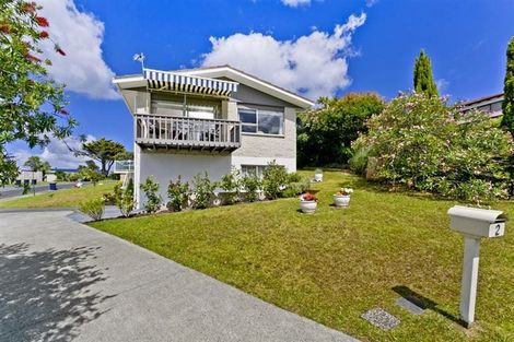 Photo of property in 1/2 Morice Place, Torbay, Auckland, 0630