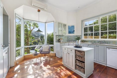 Photo of property in 27 Boundary Road, Kelburn, Wellington, 6012