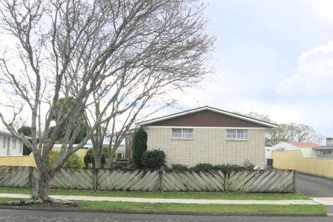 Photo of property in 42 Rosalind Street, Deanwell, Hamilton, 3206