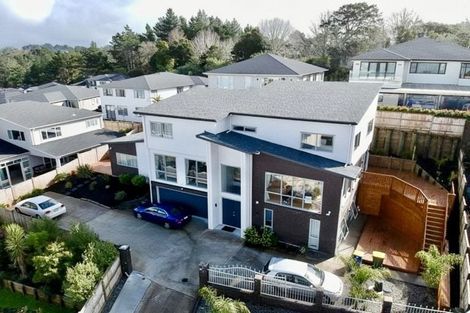 Photo of property in 50 Corricvale Way, Northcross, Auckland, 0630