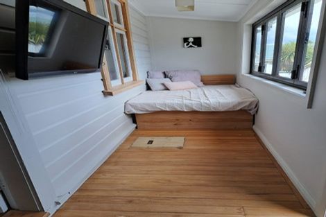 Photo of property in 8 Franklin Street, Dalmore, Dunedin, 9010