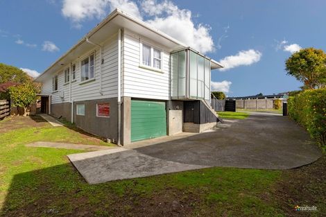 Photo of property in 8 Glen Alton Avenue, Paparangi, Wellington, 6037