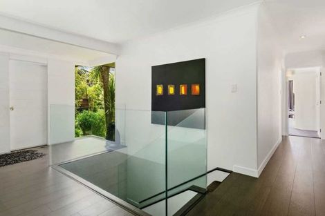 Photo of property in 5 Surville Place, Mairangi Bay, Auckland, 0630