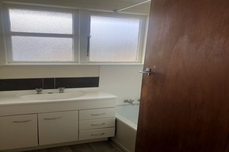 Photo of property in 15 Slim Street, Bader, Hamilton, 3206