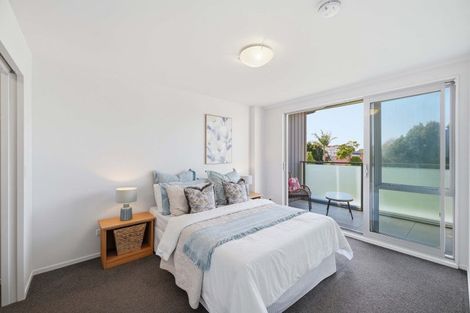 Photo of property in Bay Palms Apartments, 12/30b Bute Road, Browns Bay, Auckland, 0630
