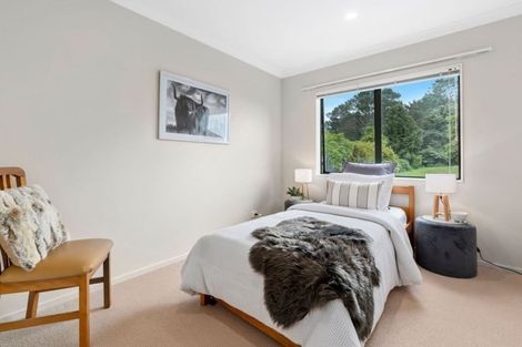 Photo of property in 5 Pigeonwood Lane, Albany, Auckland, 0632