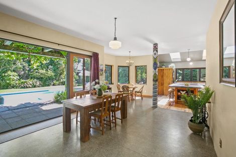 Photo of property in 7-9 Mace Terrace, Oakura, 4314