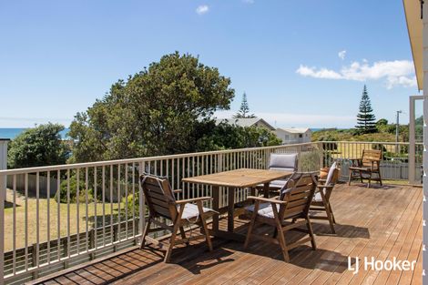 Photo of property in 281 Seaforth Road, Waihi Beach, 3611
