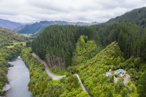 Photo of property in 906 Otaki Gorge Road, Hautere, Otaki, 5582