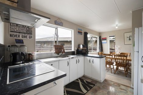 Photo of property in 8 Custom Street, Ashhurst, 4810