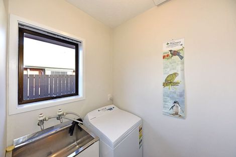 Photo of property in 3/9b Prestons Road, Redwood, Christchurch, 8051