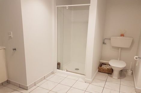 Photo of property in 3 Oak Avenue, Paremata, Porirua, 5024