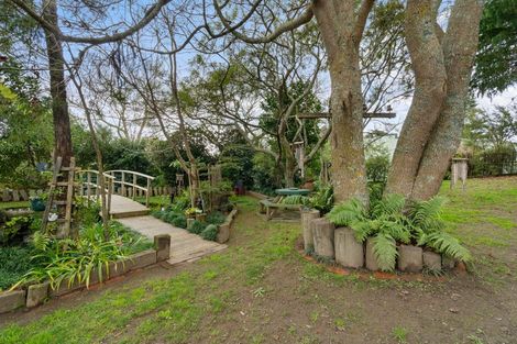 Photo of property in 24 Koputaroa Road, Levin, 5575
