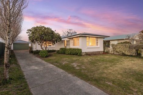 Photo of property in 126 Kendal Avenue, Burnside, Christchurch, 8053