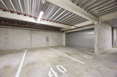 Photo of property in Mon Desir Apartments, 6/173b Hurstmere Road, Takapuna, Auckland, 0622