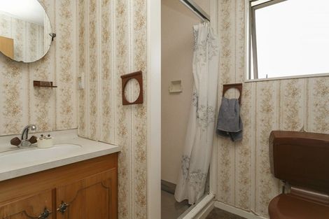 Photo of property in 18 Invergarry Road, Hilltop, Taupo, 3330