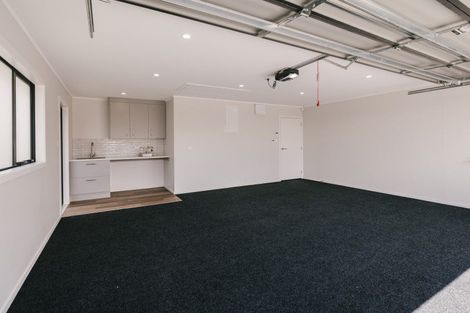 Photo of property in 27 Daniel Place, Kelvin Grove, Palmerston North, 4414
