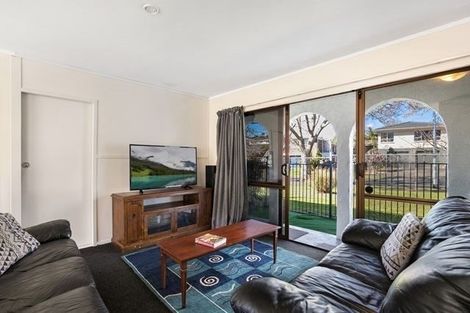 Photo of property in 1/20 Ashdown Place, Pahurehure, Papakura, 2113