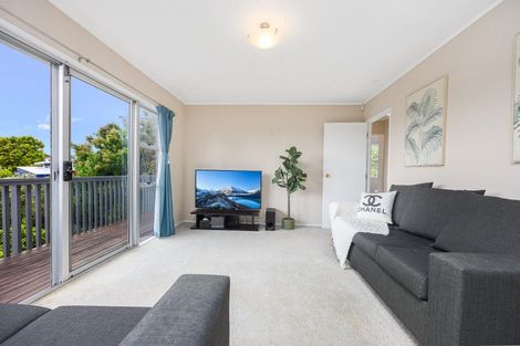 Photo of property in 98 Gallony Avenue, Massey, Auckland, 0614