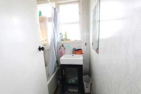 Photo of property in 1 Saint Andrews Drive, Tokoroa, 3420